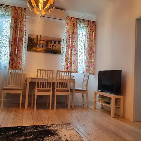 Summer Wind Apartment